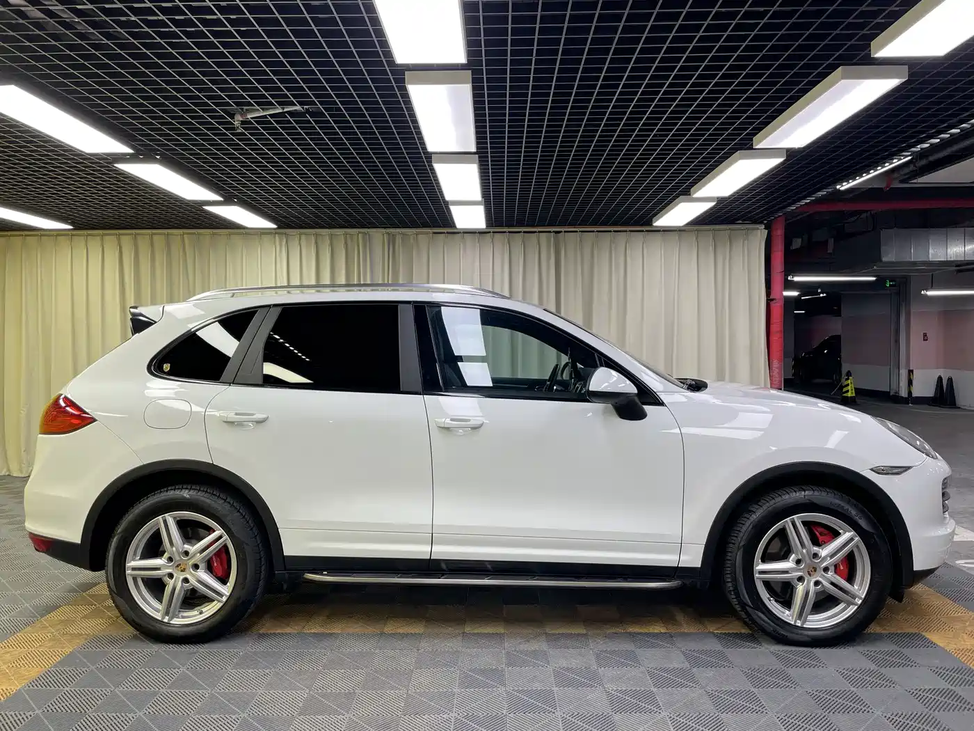 Porsche Cayenne 2011 Cayenne 3.0T фото 7