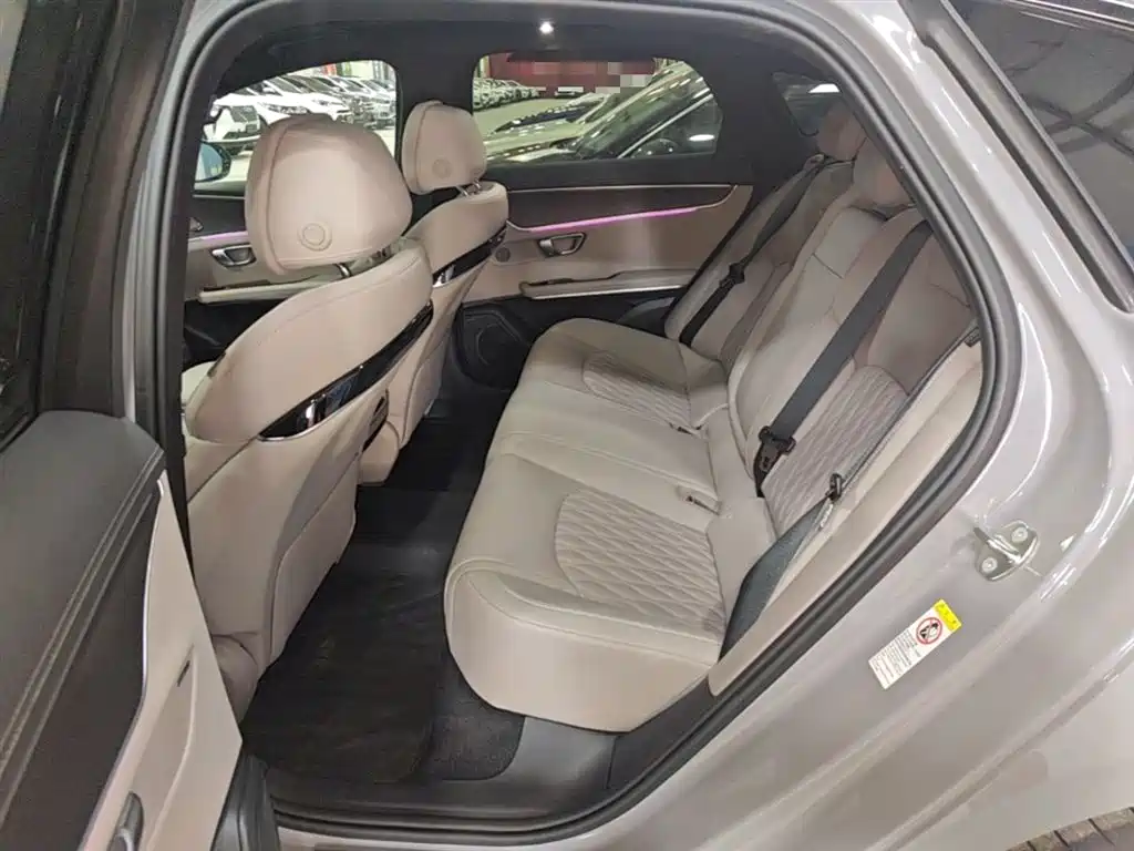 BYD Han 2025 DM-i 125KM LiDAR Smart Driving фото 17