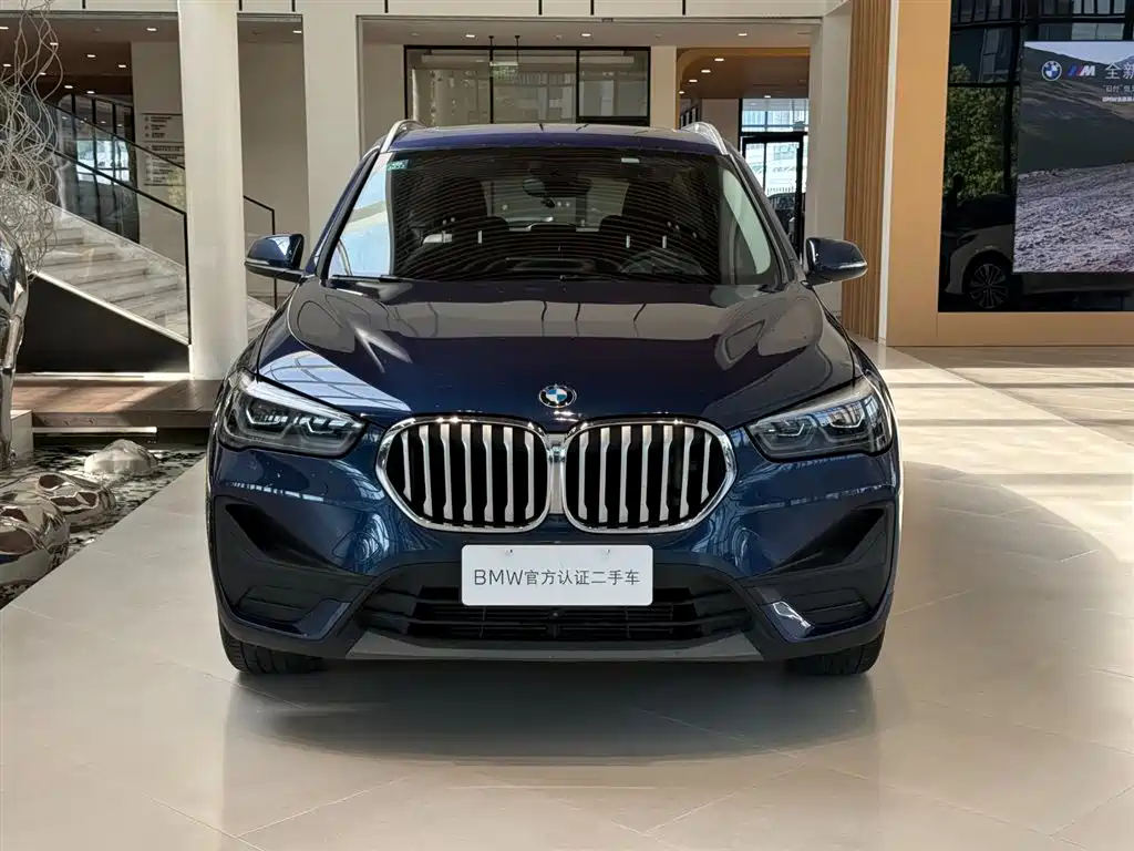 BMW X1 2021 sDrive25Li Leading фото 3