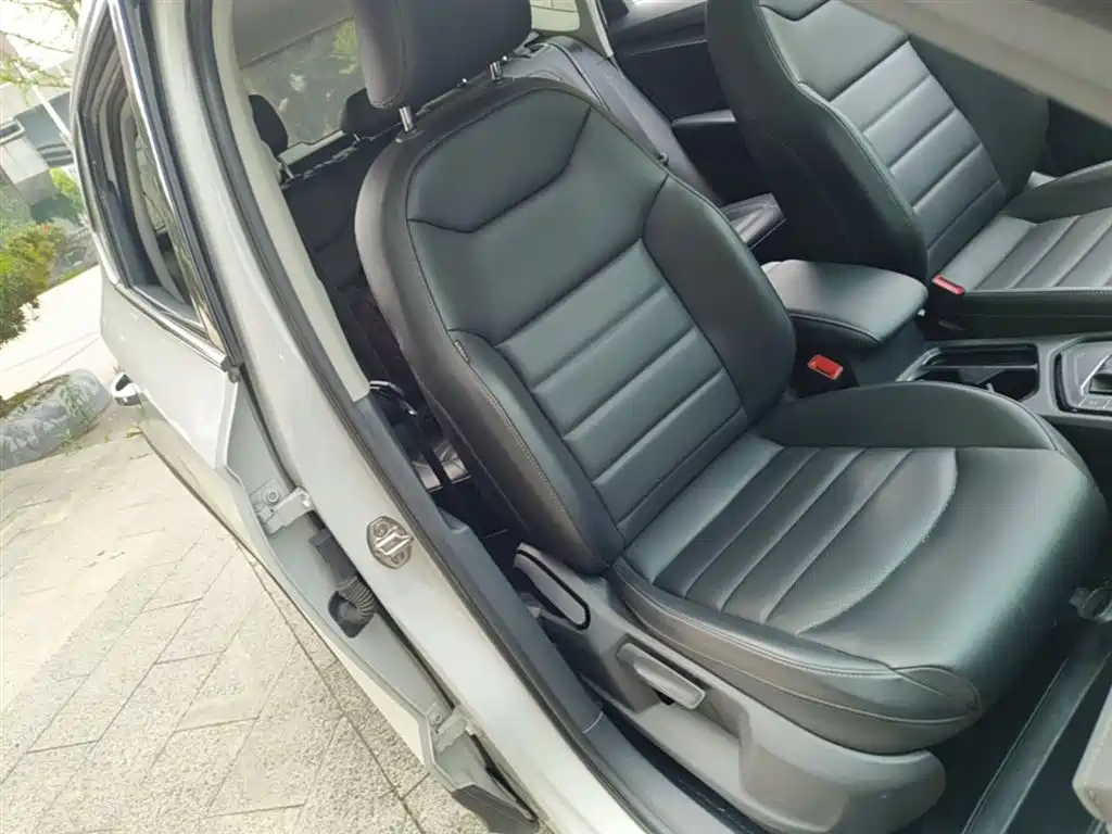 Volkswagen Tharu 2021 280TSI 2WD Luxury Plus фото 25