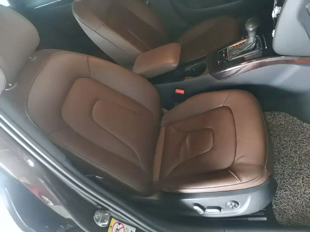 Фото 25 - Audi A4L