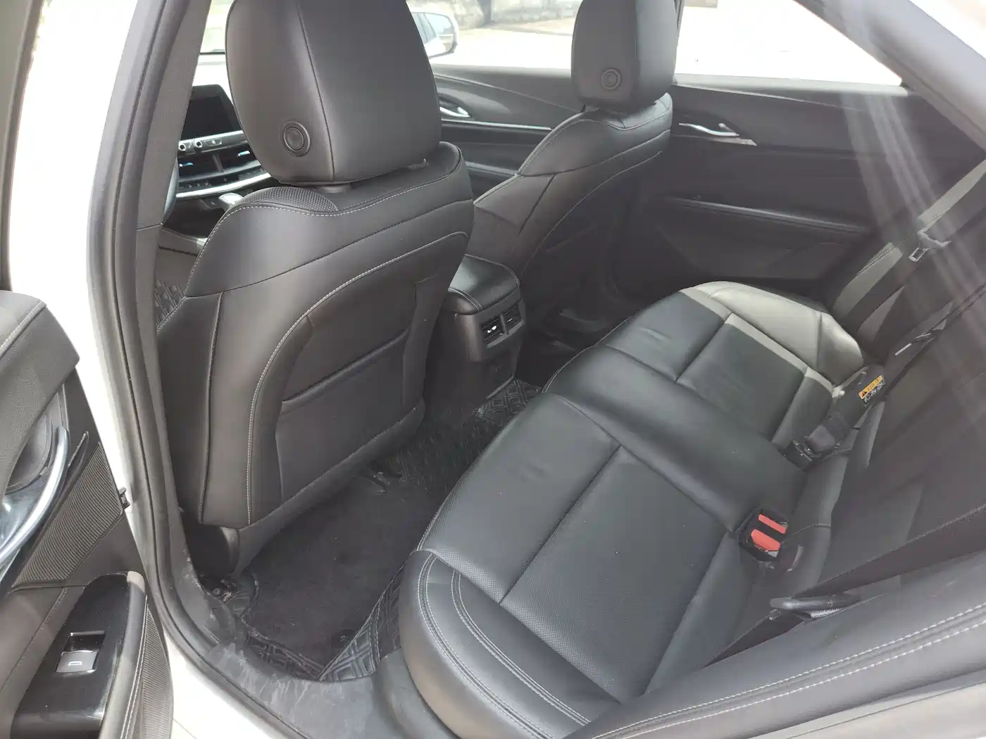 CADILLAC CT4