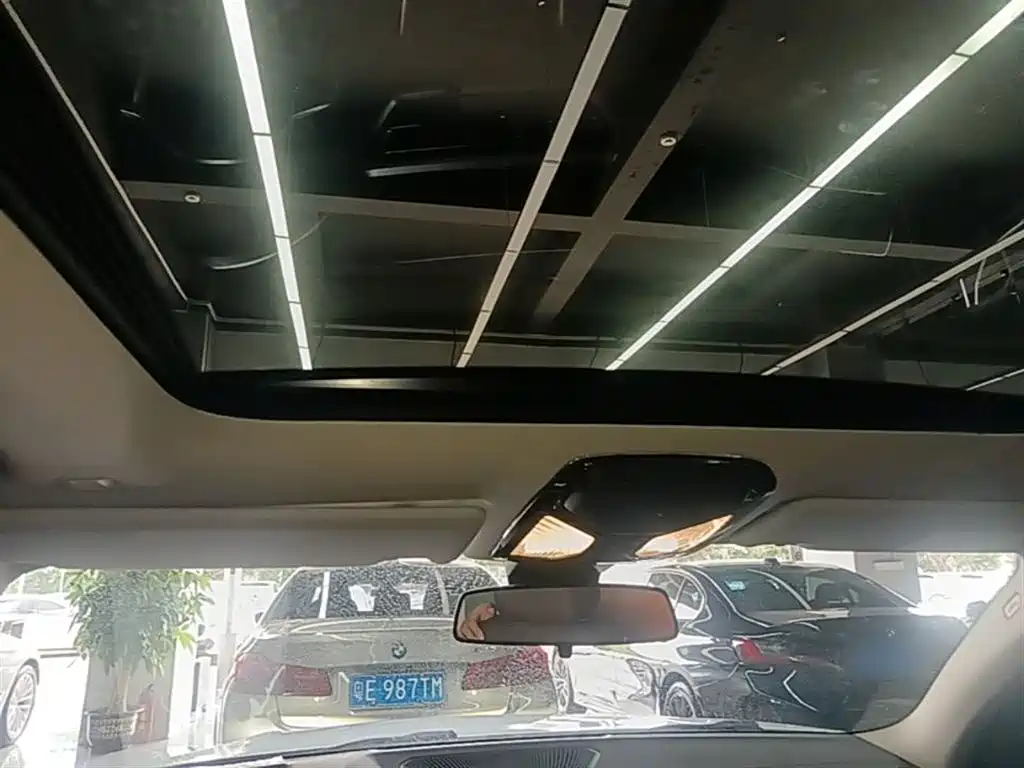BMW 3 Series 2021 Facelift 325Li M Sport Package фото 18