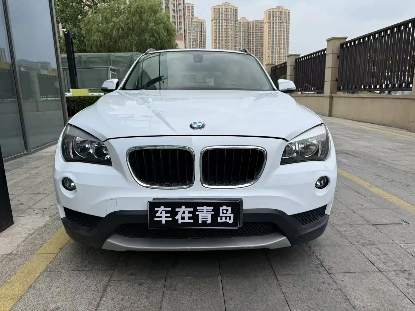 Фото 2 - BMW X1