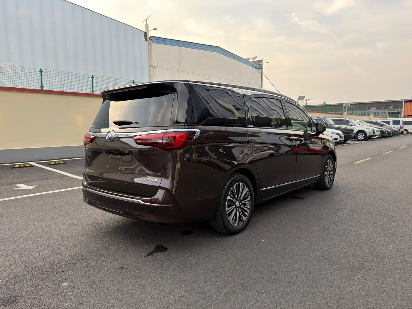 Buick GL8 2021 ES Landlord 653T Smart Flagship фото 18