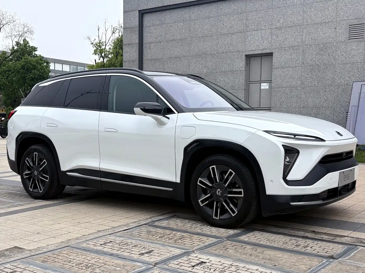 NIO NIO ES6
