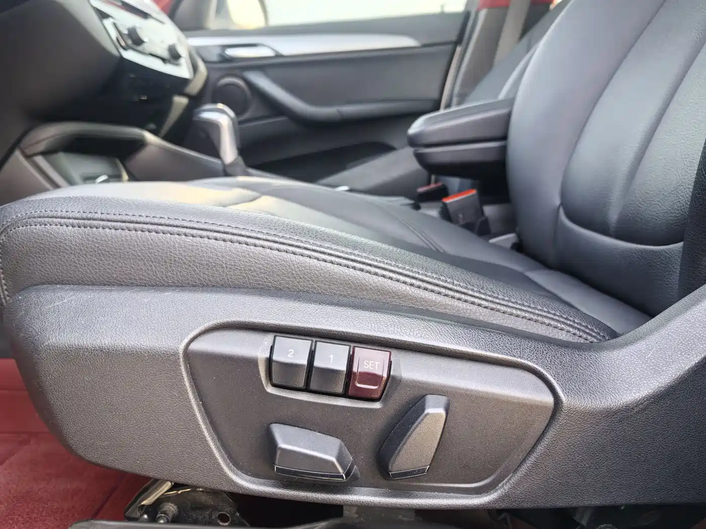 BMW X1 2019 sDrive20Li Leading Model фото 7