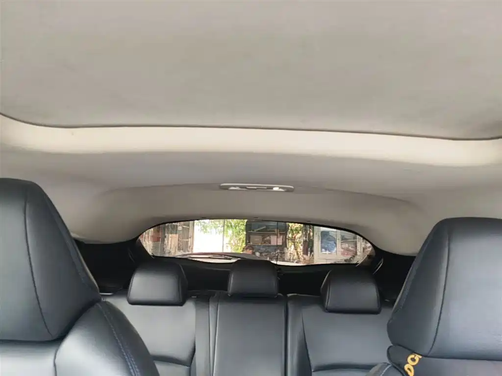 Toyota C-HR 2020 Model 2.0L Leading фото 18