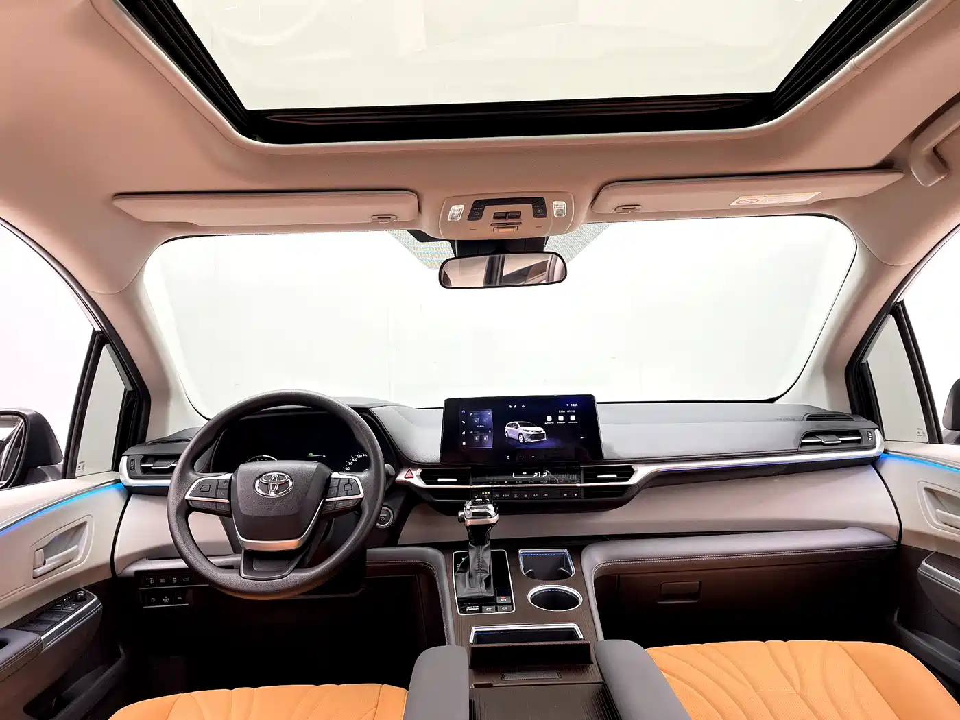 Toyota Sienna 2024 2.5L Hybrid Comfort Edition фото 9