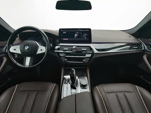 BMW 5 Series 2022 Model Second Facelift 525Li M Sport Package — фото 5