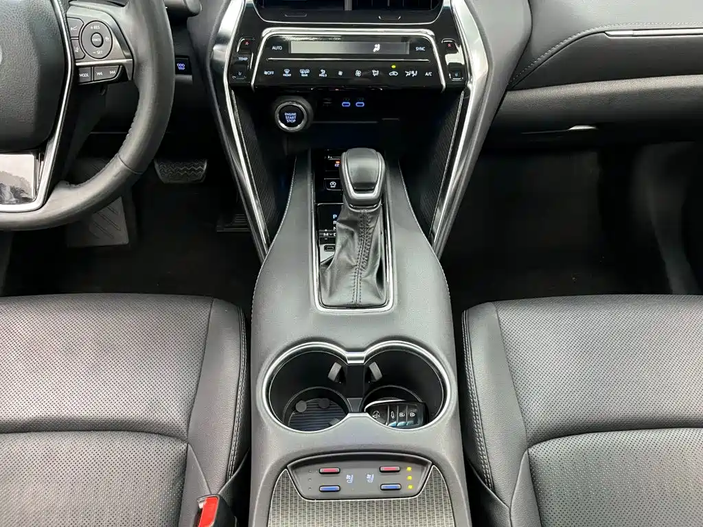 Toyota Venza 2022 2022 2.0L CVT 2WD Premium