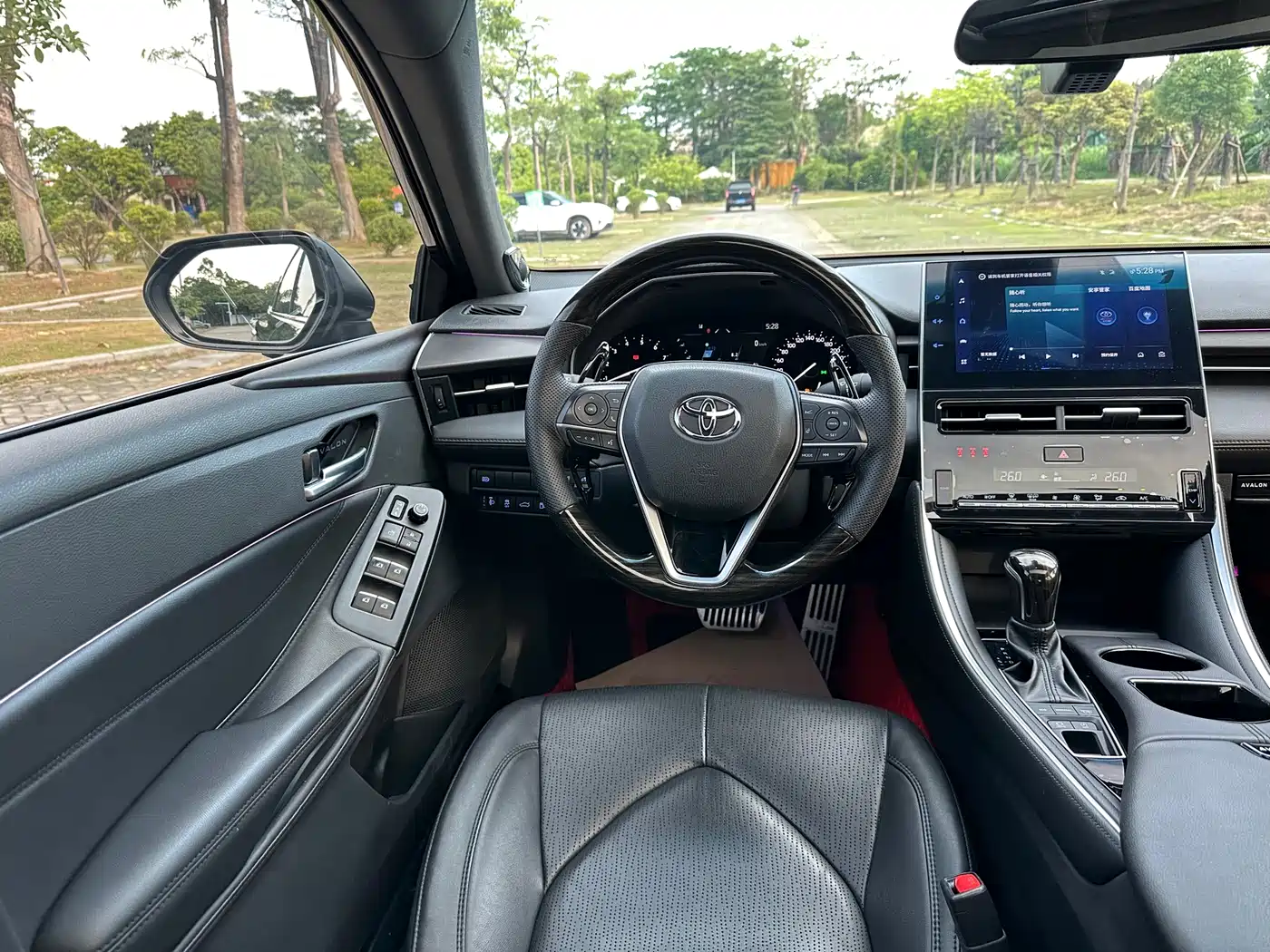 Toyota Avalon 2023 2.5L Luxury Edition фото 14