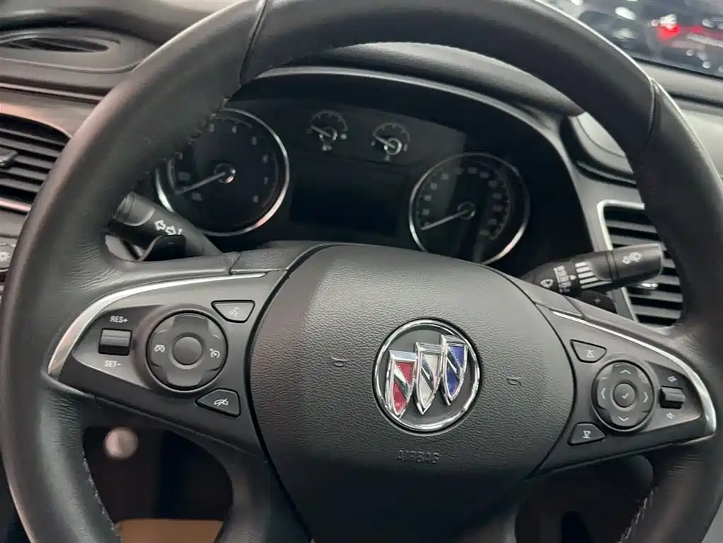 Buick LaCrosse 2022 652T Luxury фото 4
