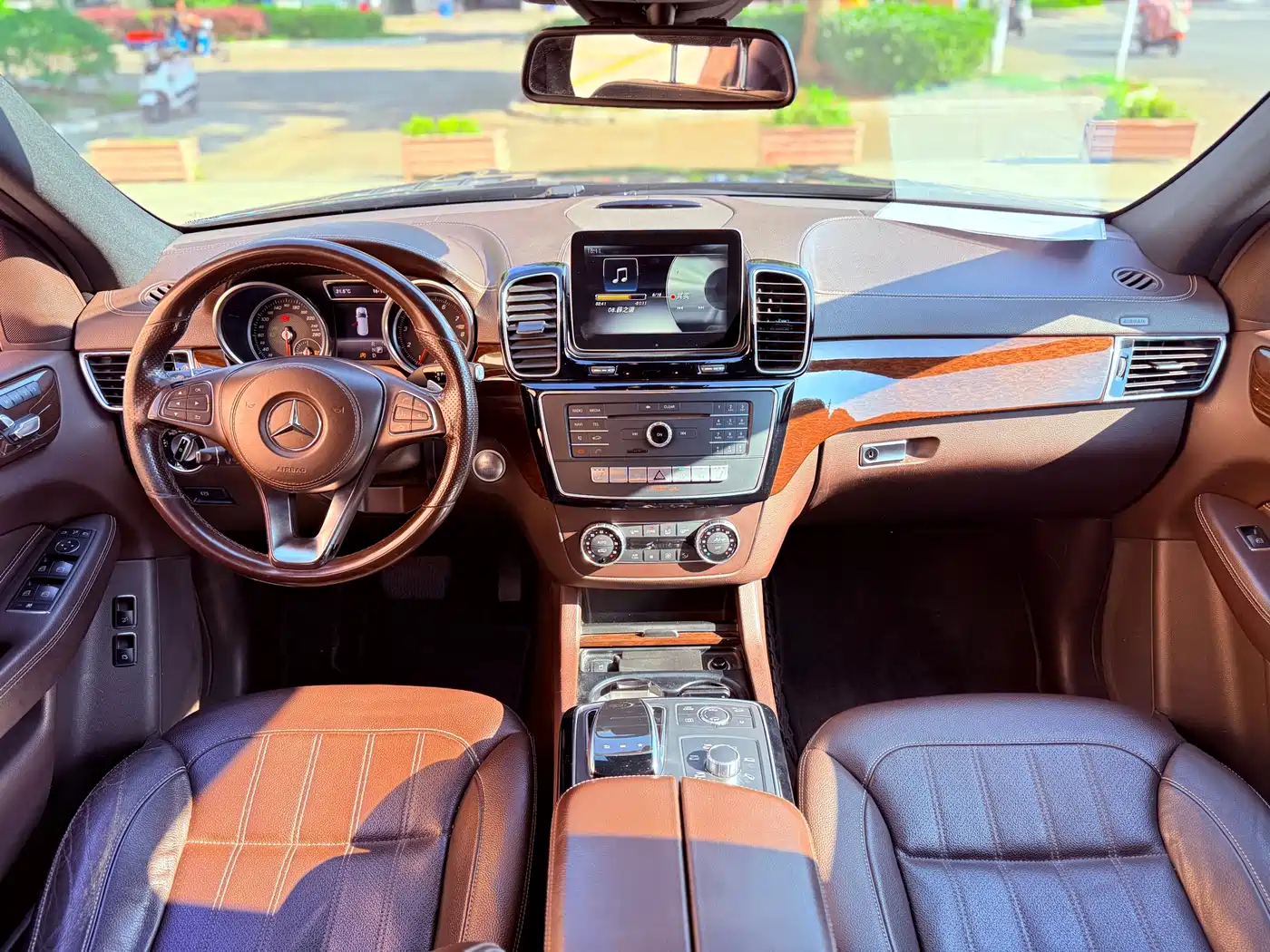 Mercedes-Benz GLS 2016 GLS 400 4MATIC Dynamic фото 13