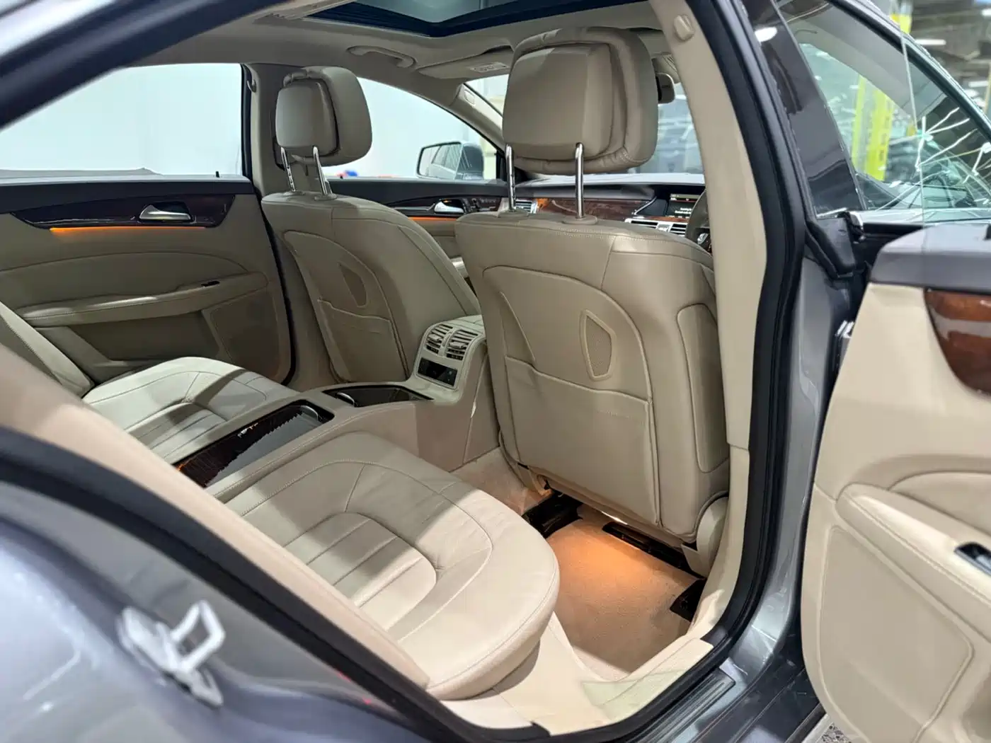 Mercedes-Benz CLS 2012 CLS 350 CGI фото 8