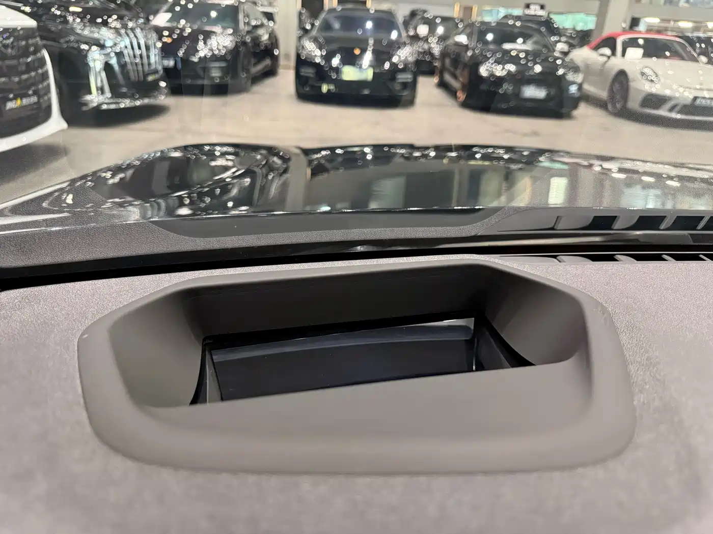 BMW 5 Series 2020 530Li Exclusive M Sport Package фото 9