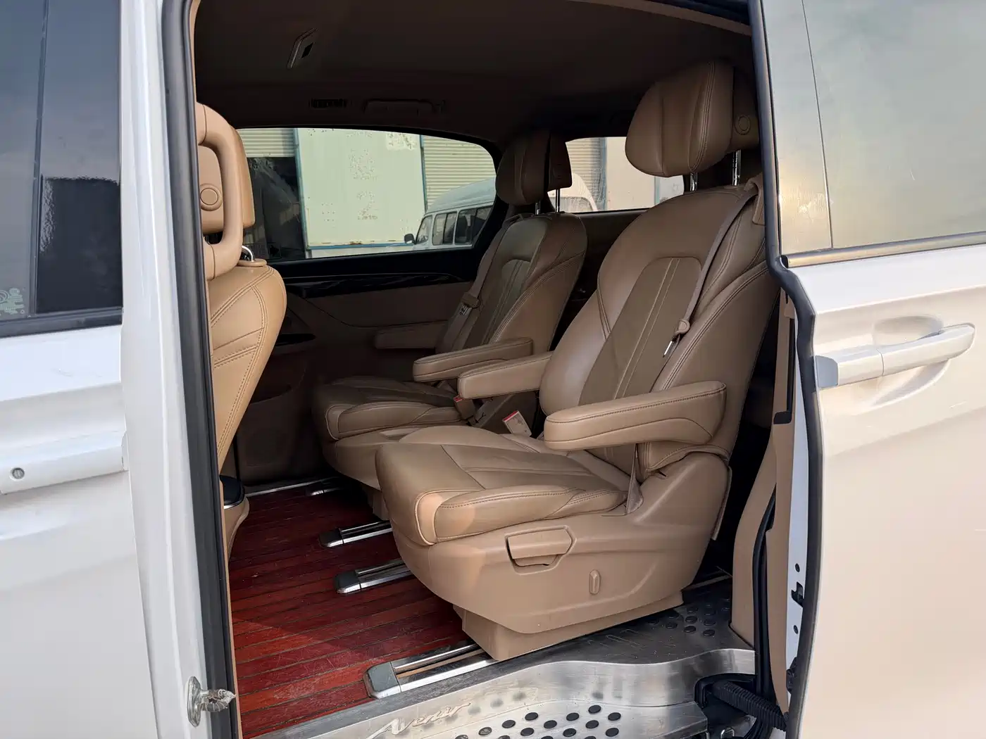 Buick GL8 2017 ES 28T Premium China V фото 9