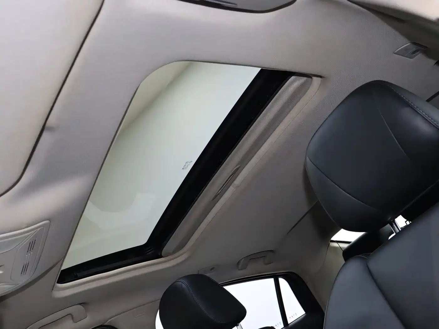 Hongqi H5 2020 1.5T DCT Qi Rhythm Edition фото 9