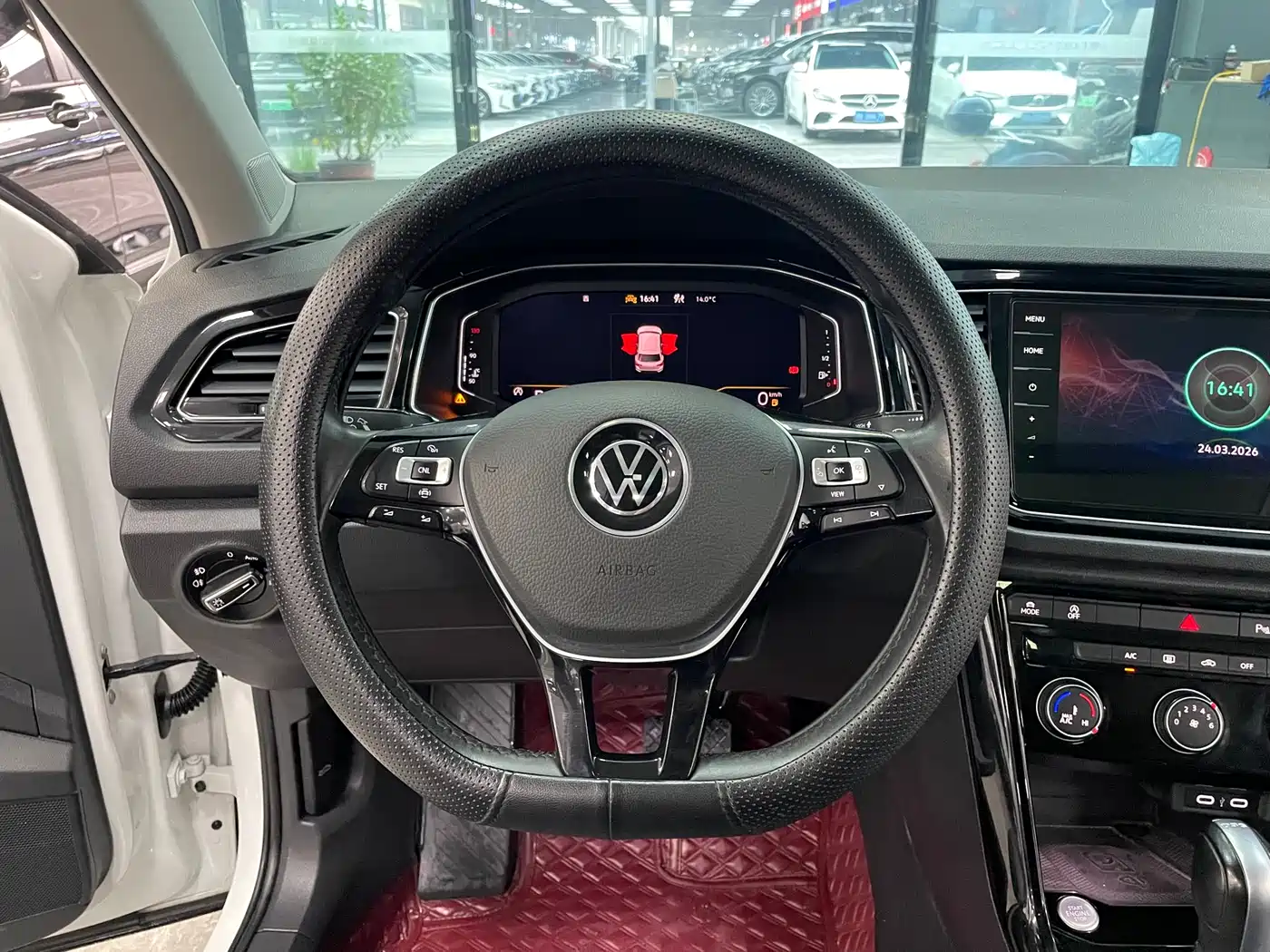 VOLKSWAGEN T ROC EXPLORING SONGS