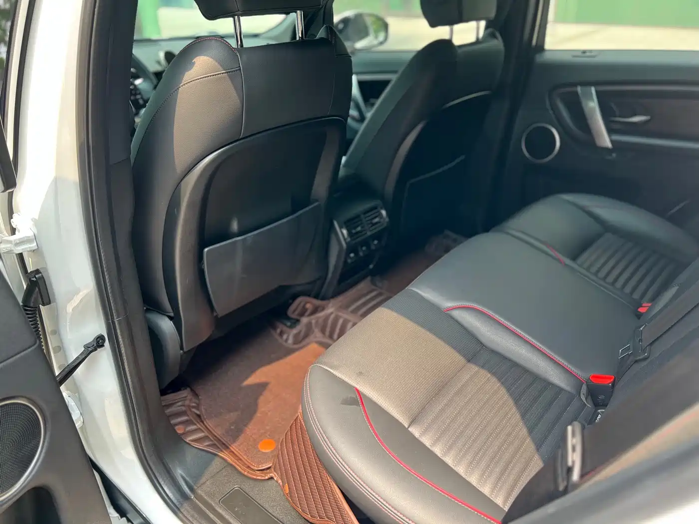 Land Rover Discovery Sport 2021 249PS R-Dynamic SE Performance Technology Edition 5-seater фото 16