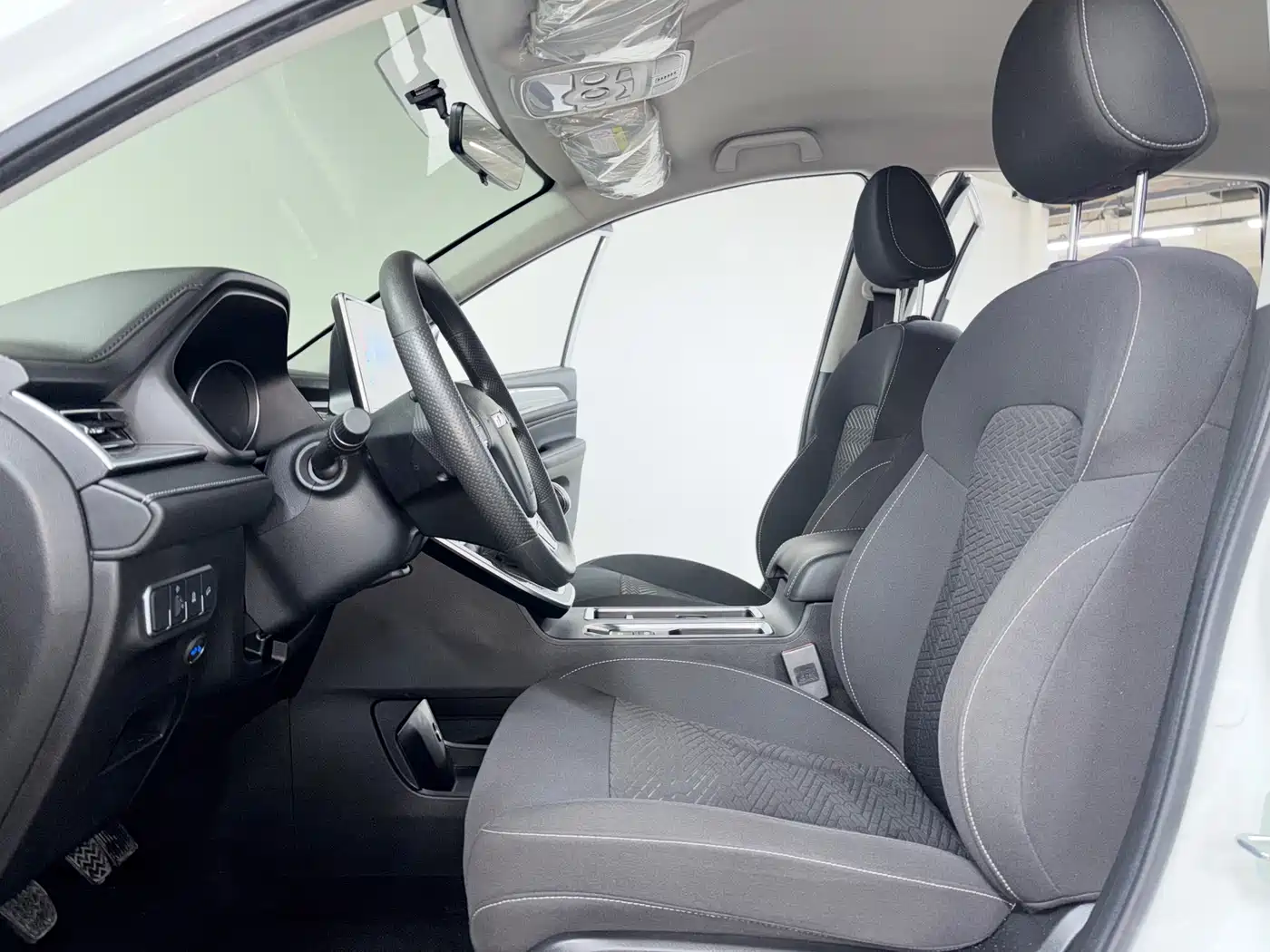 Haval M6 2023 PLUS 1.5T Manual Elite Smart Connect фото 7