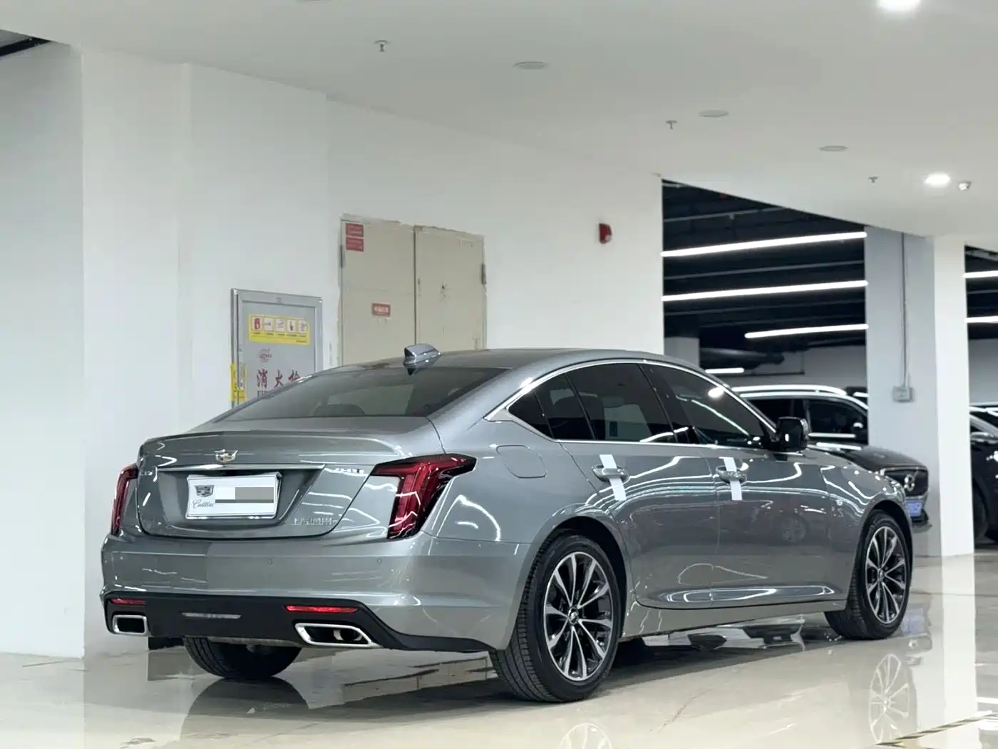 Cadillac CT5 2025 Model 28T Urban Sport Edition фото 9