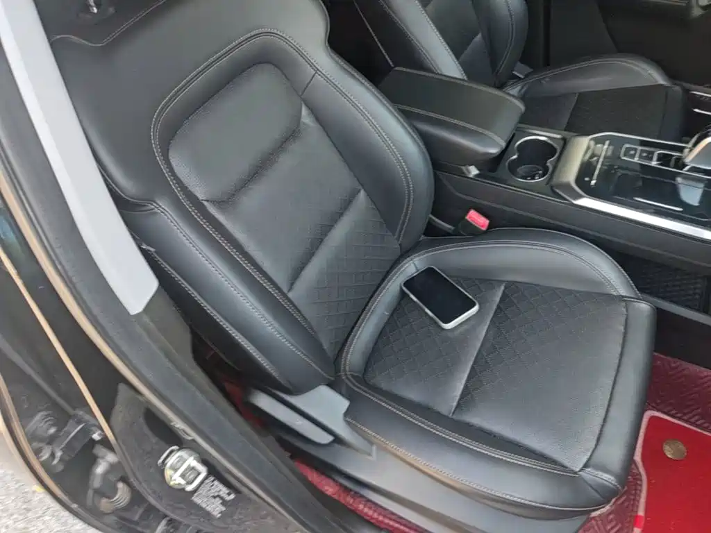 Фото 25 - Chery Tiggo 8