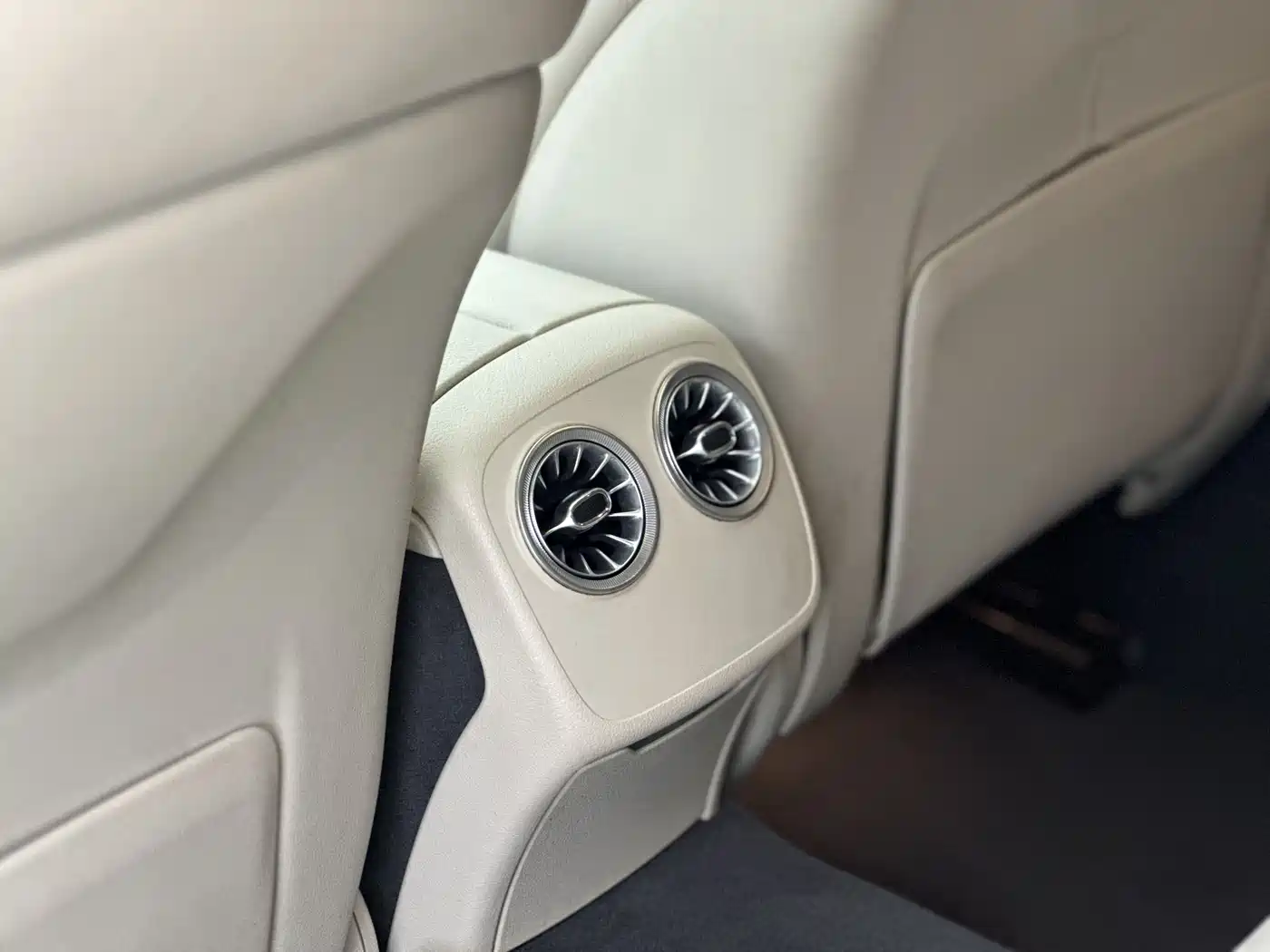 Mercedes-Benz CLS 2018 CLS 300 Dynamic фото 11
