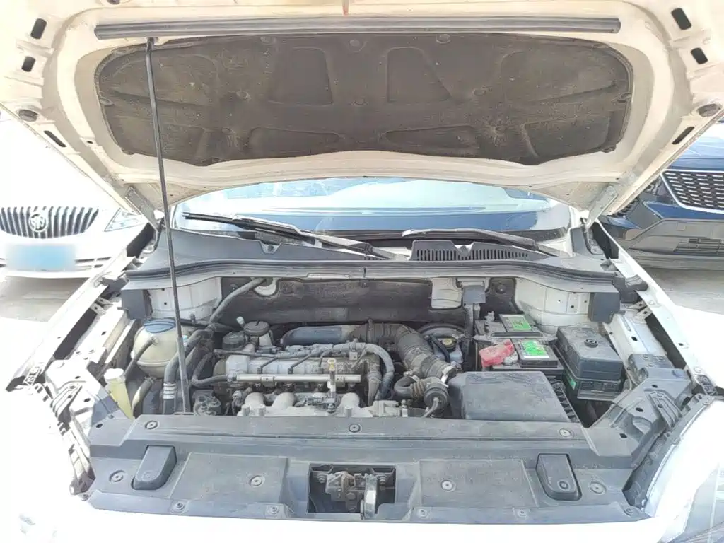 Zhonghua V5 2016 2016 1.5T Automatic 2WD Smart