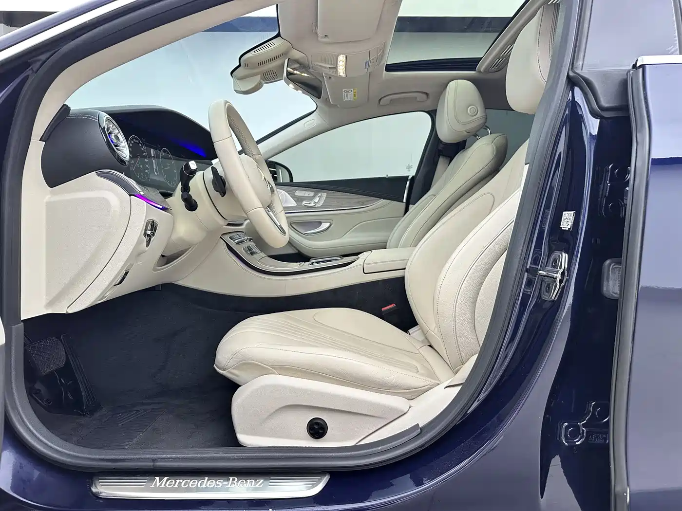 Mercedes-Benz CLS 2018 CLS 300 Dynamic фото 8