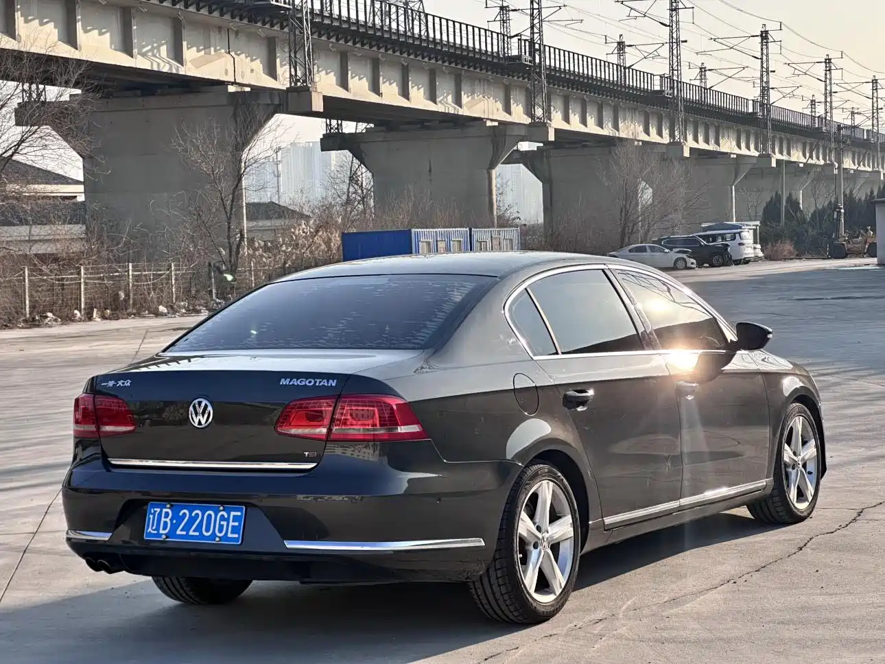 Volkswagen Magotan 2015 Facelift 1.8TSI Premium фото 6
