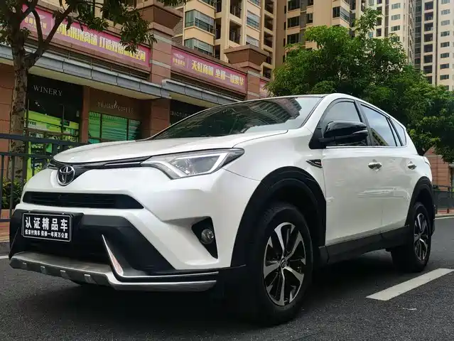 TOYOTA RAV4 RONGFANG