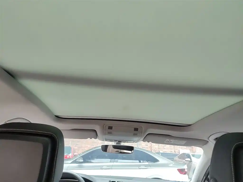 Volkswagen Magotan 2020 330TSI DSG Leading фото 18
