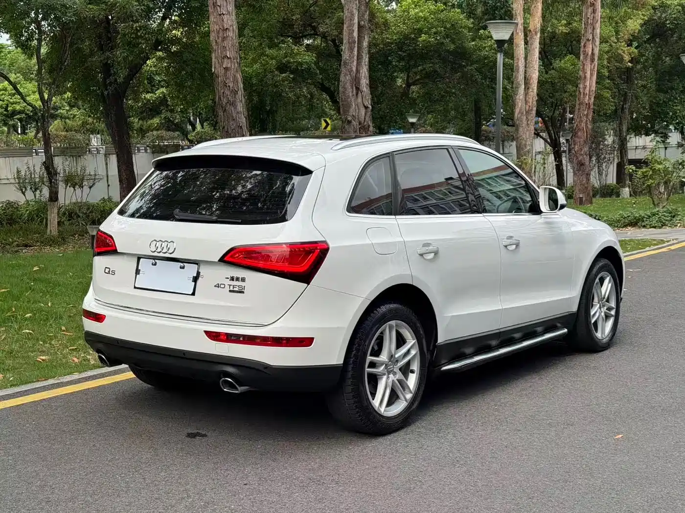 AUDI Q5