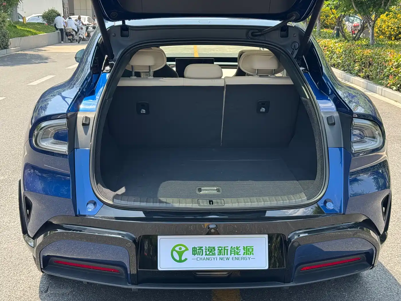 Xiaomi Auto Xiaomi YU7 2025 Extended Range RWD Edition фото 19