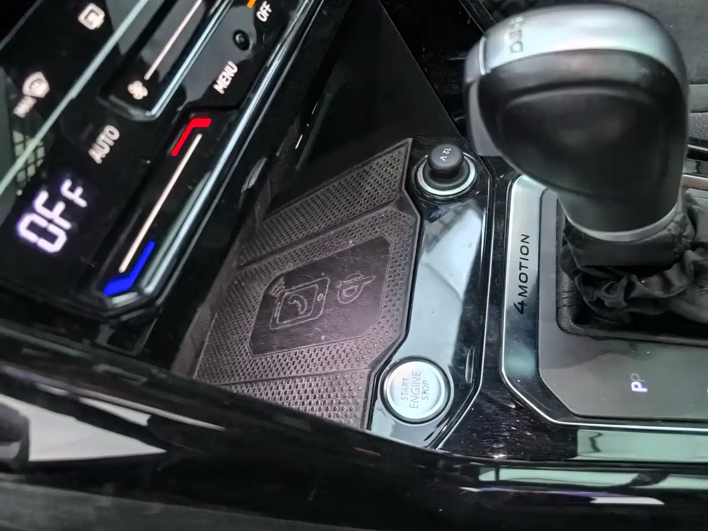 VOLKSWAGEN T ROC EXPLORING SONGS