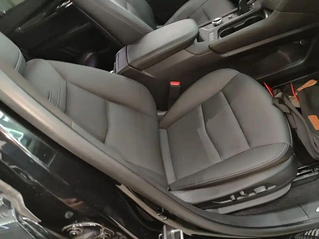 Cadillac XT5 2023 2022 2.0T AWD Luxury (Hummingbird Edition)