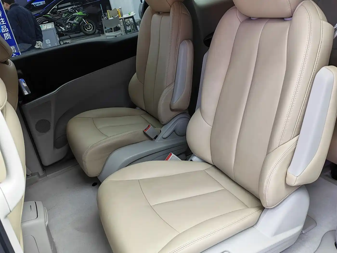 Buick GL8 2023 Model Land Business Class Smart фото 7