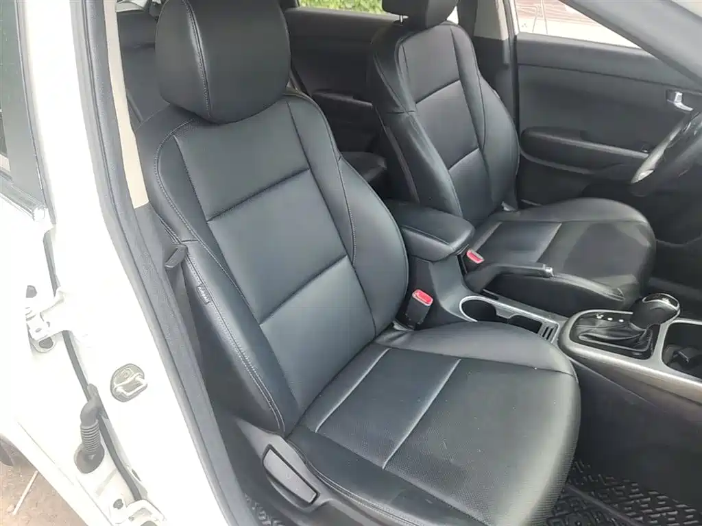 Kia KX3 Smart Run 2015 1.6L Automatic 2WD DLX фото 25