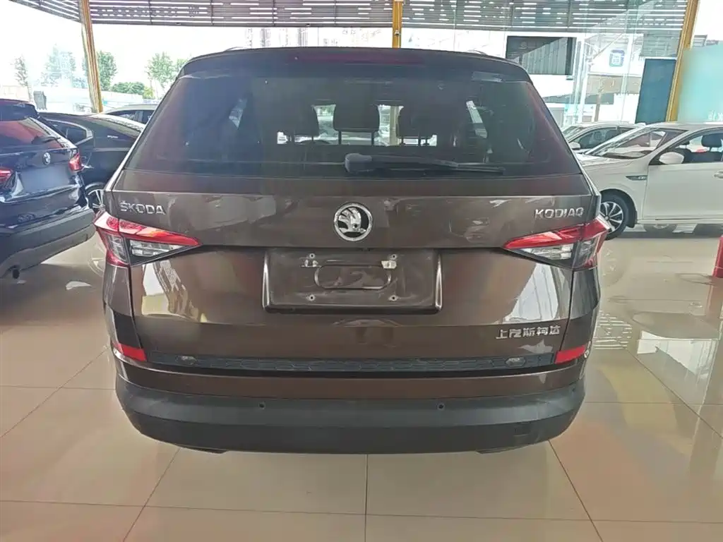 Škoda Kodiaq 2017 TSI330 5-seater 2WD Comfort Edition фото 6