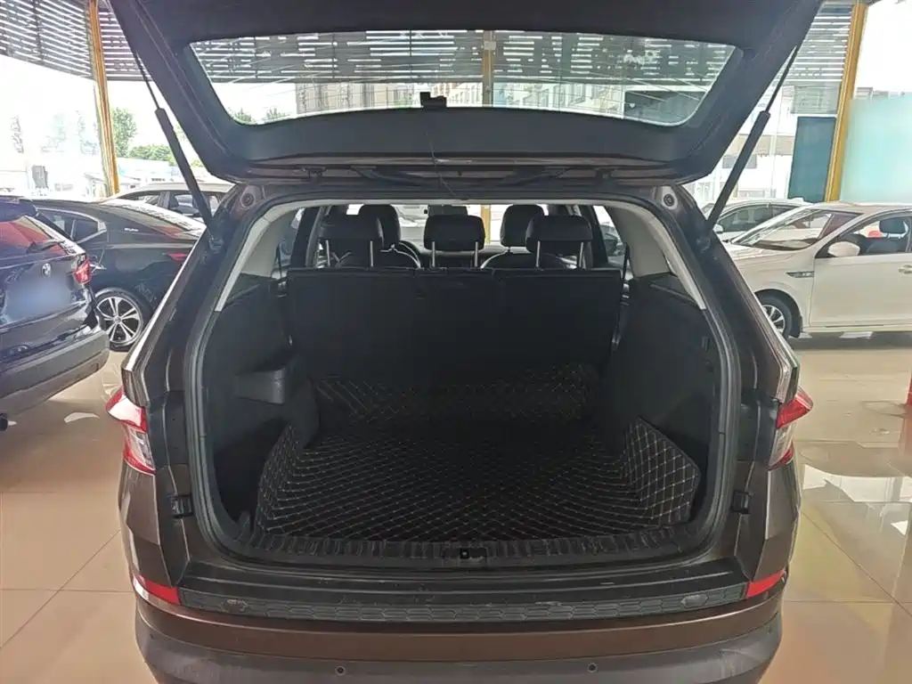 Škoda Kodiaq 2017 TSI330 5-seater 2WD Comfort Edition фото 19