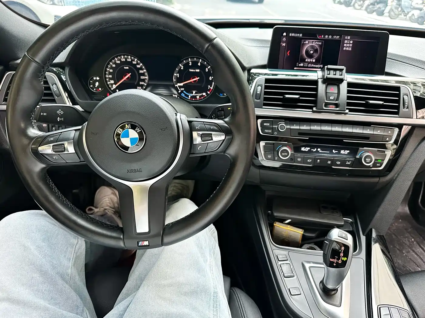BMW 3 Series GT 2020 320i M Sport Package фото 13