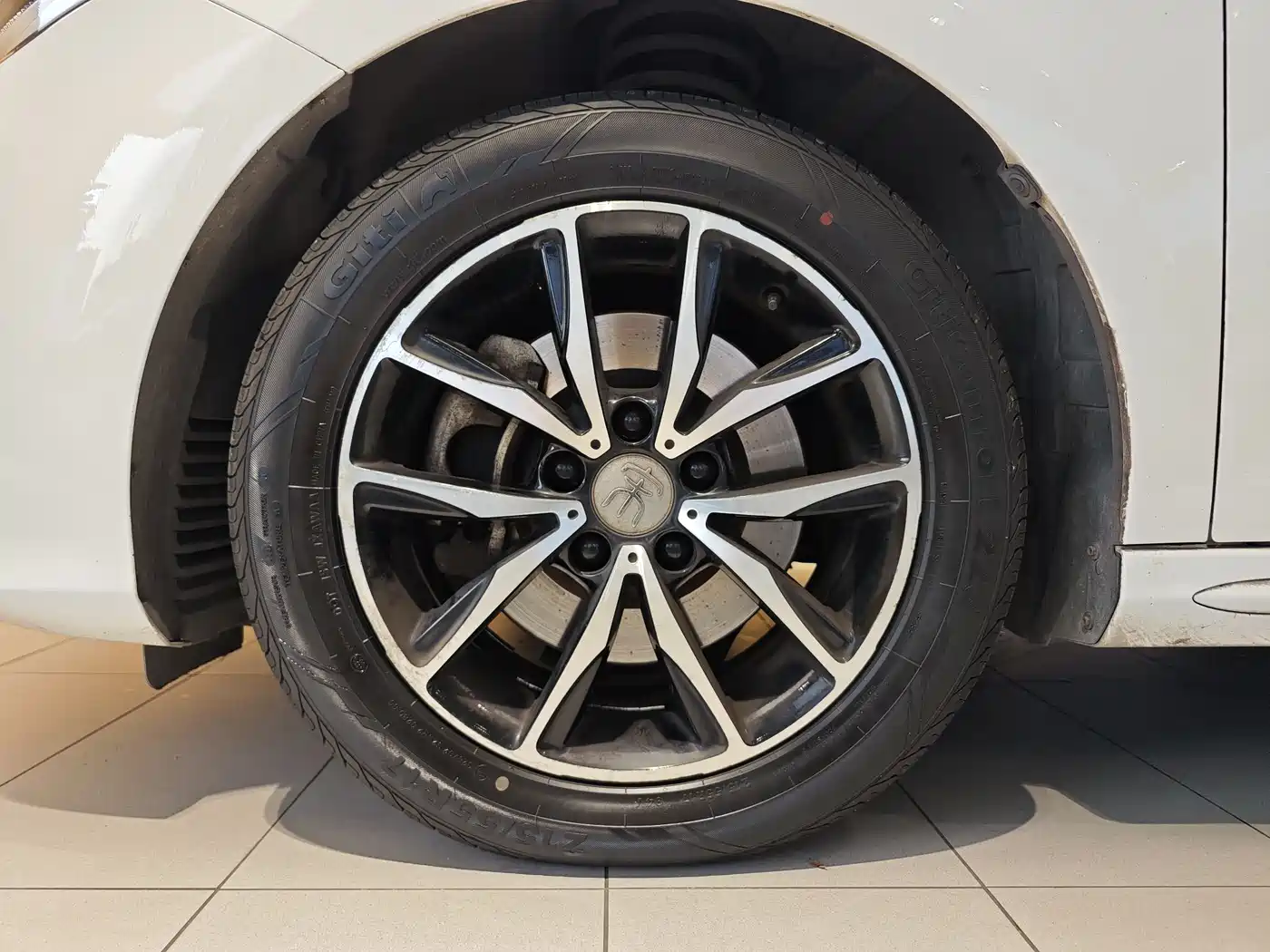 BYD Song MAX 2018 1.5T Automatic Smart Connected Premium 6-Seater фото 5