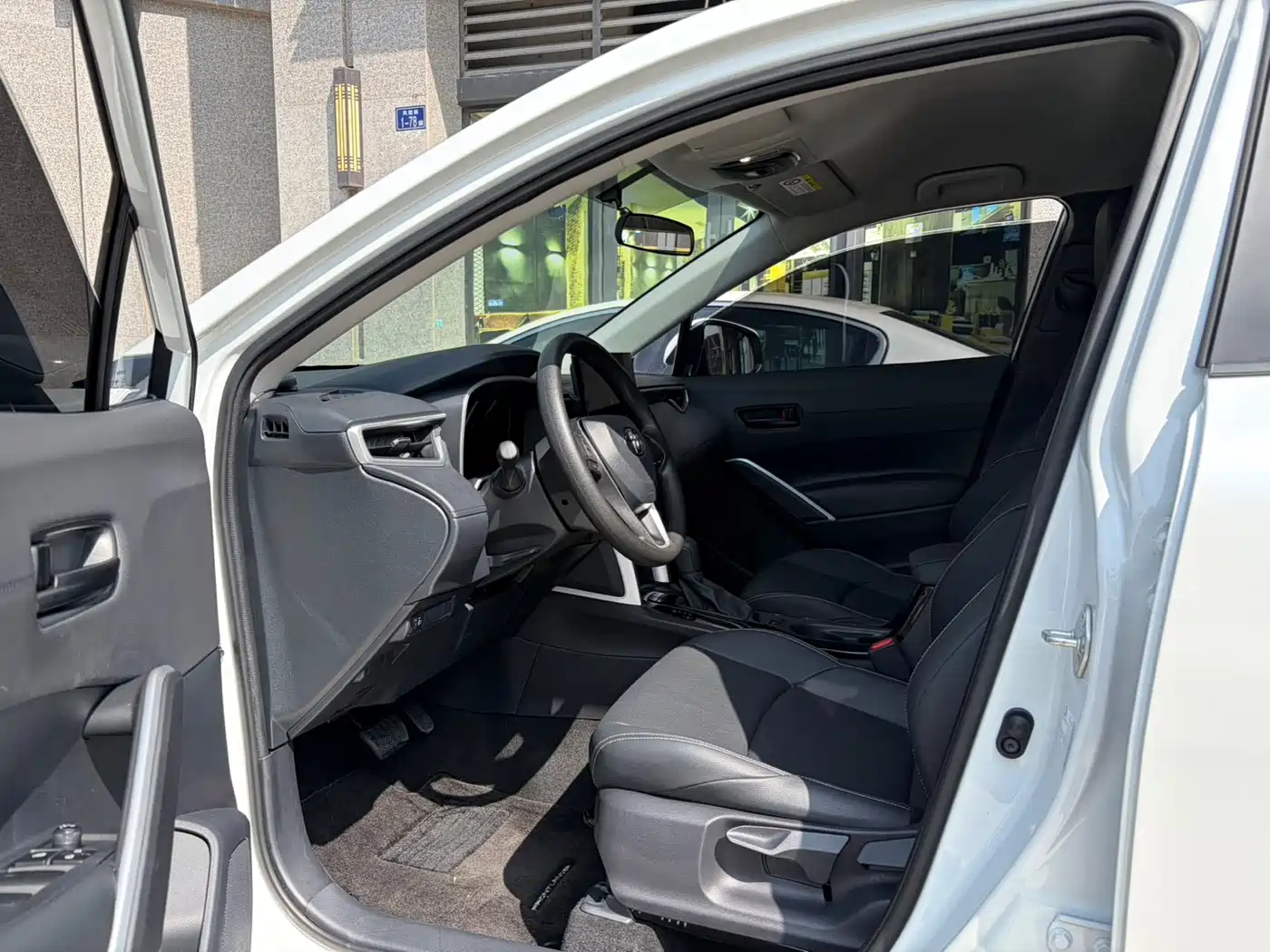 Toyota Frontlander 2024 2.0L CVT Elite Plus Edition фото 5