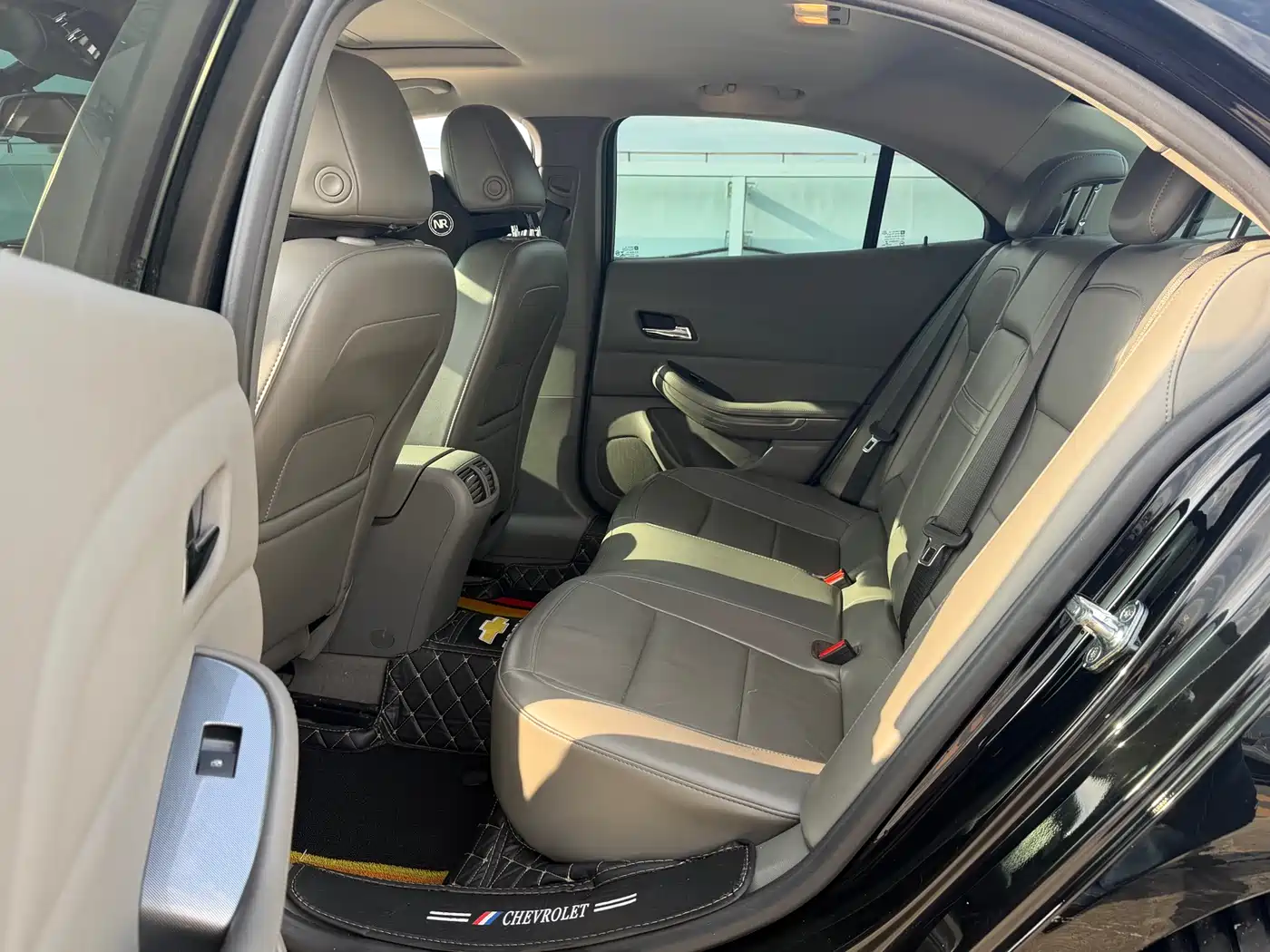 Chevrolet Malibu 2014 2.0L Automatic Luxury фото 13