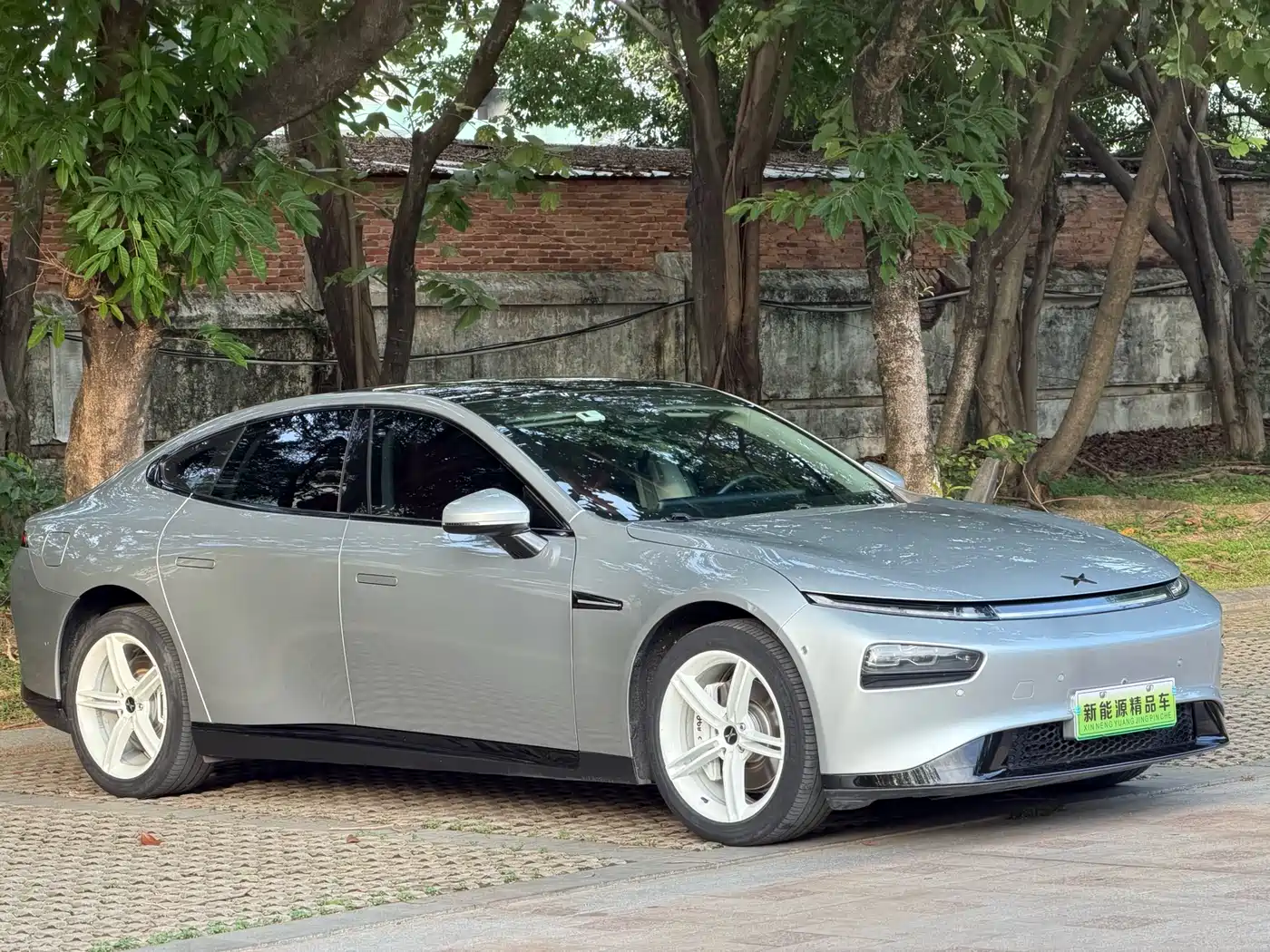 XIAOPENG P7