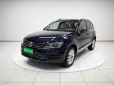 Фото 1 - Volkswagen Touareg
