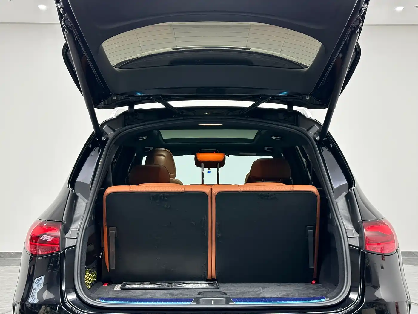 Mercedes-Benz GLC 2023 Facelift GLC 300 L 4MATIC Sport 7-Seater фото 30