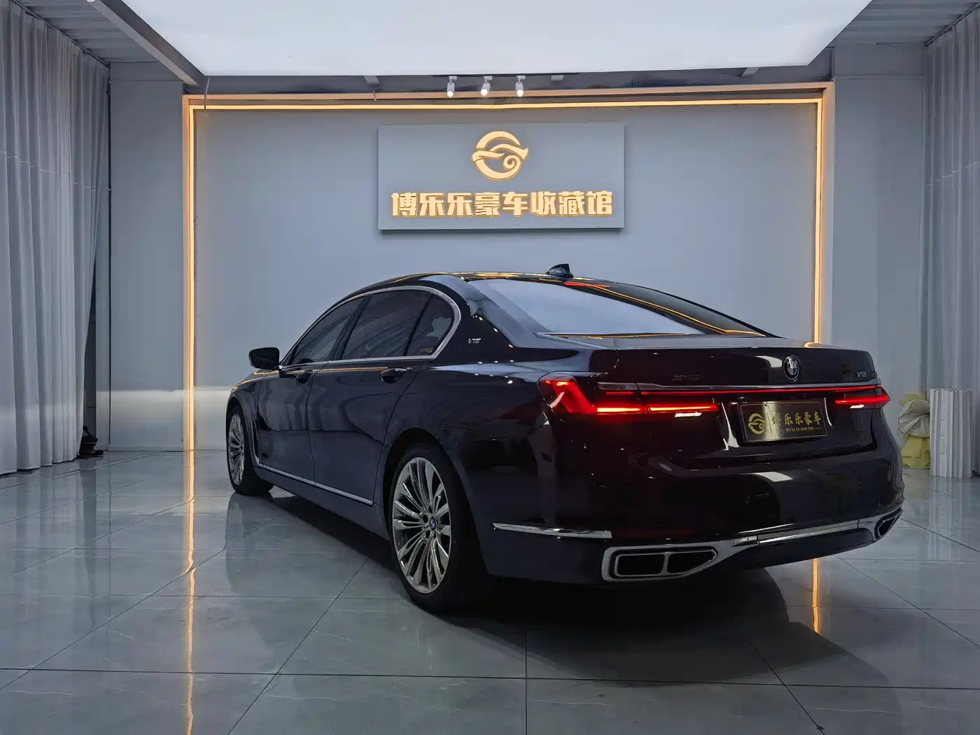 BMW 7 Series 2019 Facelift M760Li xDrive V12 Luxury Package фото 10