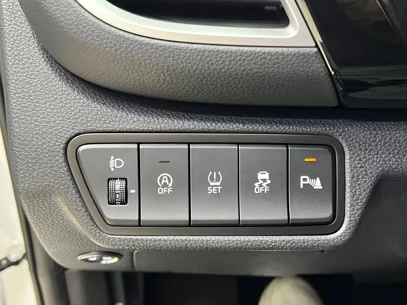 Kia Seltos 2023 2023 1.5L CVT Luxury Edition